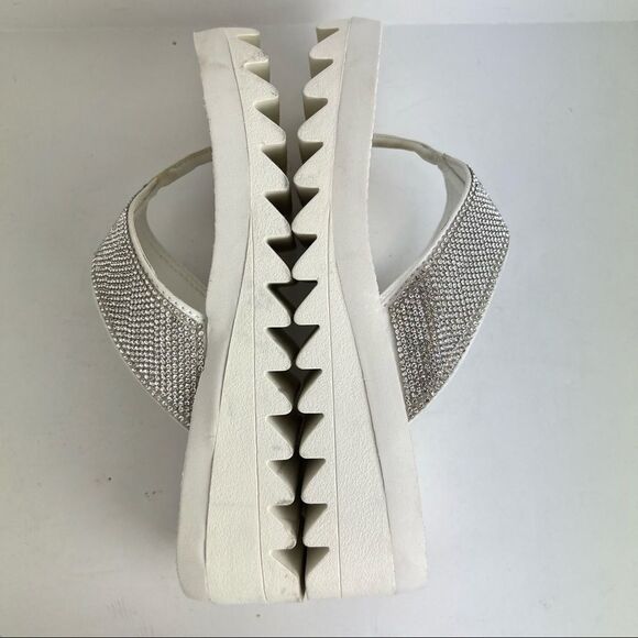 WILD PAIR- Kalabasas Thong Wedge Sandals - Picture 7 of 13